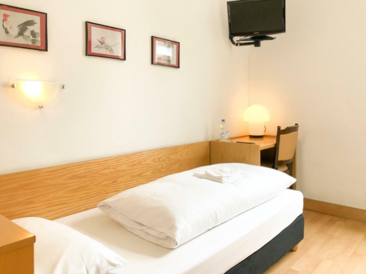 Hotel Moon Dusseldorf Luaran gambar